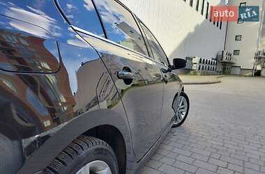Седан Volkswagen Jetta 2015 в 