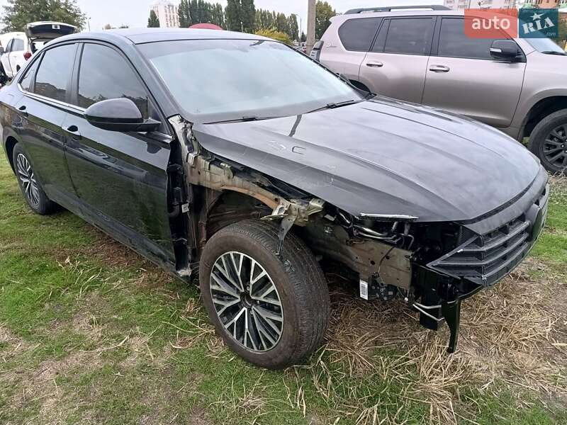 Седан Volkswagen Jetta 2020 в Черкасах