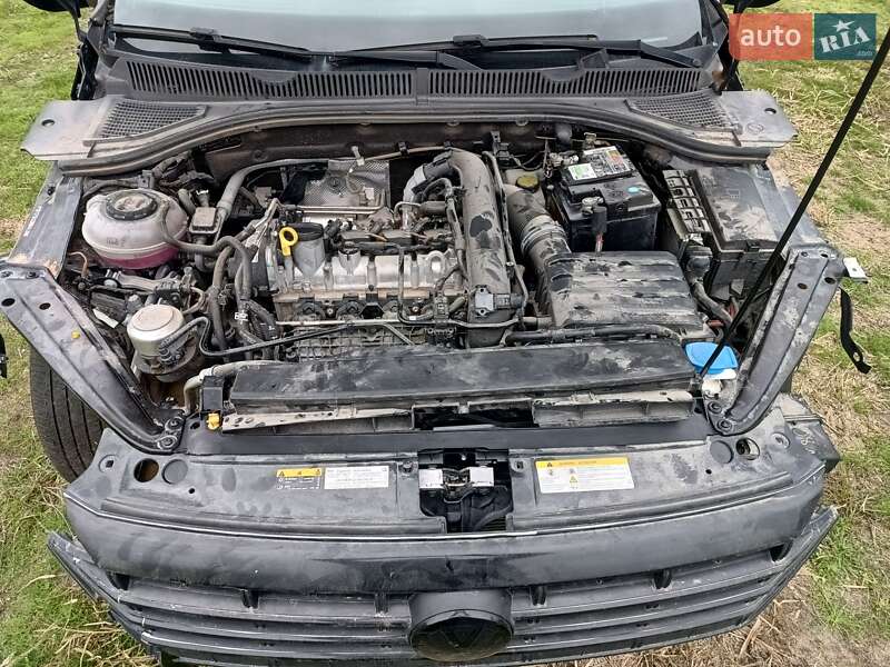 Седан Volkswagen Jetta 2020 в Черкасах