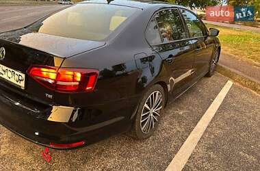 Седан Volkswagen Jetta 2016 в 