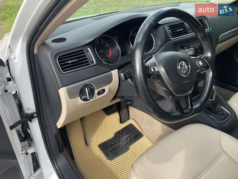 Седан Volkswagen Jetta 2015 в Кривом Роге фото 13 Седан Volkswagen Jetta 2015 в Кривом Роге