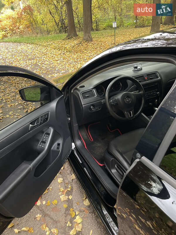 Седан Volkswagen Jetta 2012 в Калуше фото 9 Седан Volkswagen Jetta 2012 в Калуше