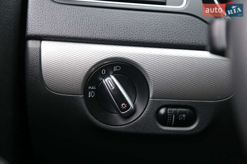 Седан Volkswagen Jetta 2017 в Киеве