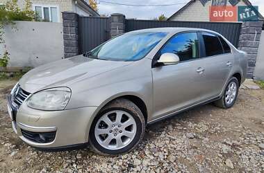 Седан Volkswagen Jetta 2008 в 