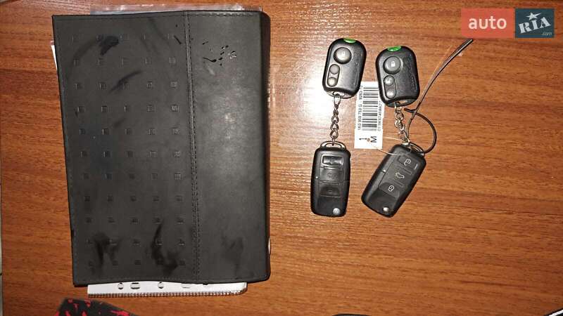 Седан Volkswagen Jetta 2006 в Вишневому фото 23 Седан Volkswagen Jetta 2006 в Вишневому