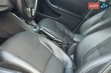 Седан Volkswagen Jetta 2012 в 