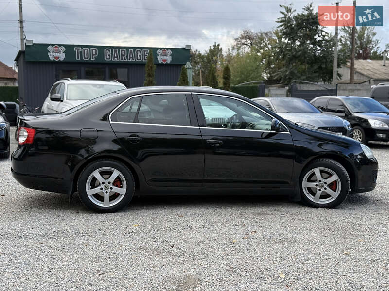 Седан Volkswagen Jetta 2006 в Новомосковске фото 7 Седан Volkswagen Jetta 2006 в Новомосковске
