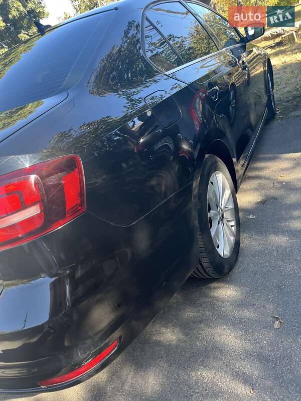 Седан Volkswagen Jetta 2015 в Подольске
