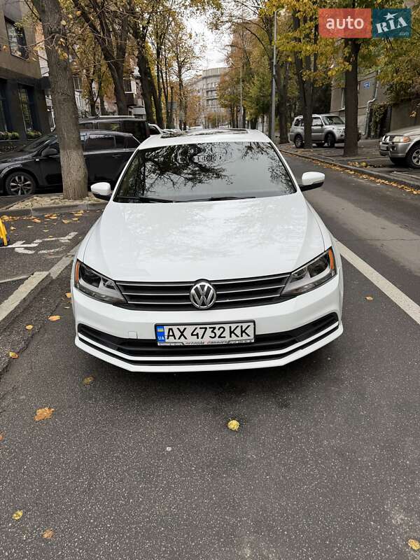 Седан Volkswagen Jetta 2016 в Харькове