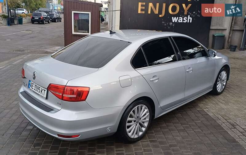 Седан Volkswagen Jetta 2015 в Днепре фото 8 Седан Volkswagen Jetta 2015 в Днепре