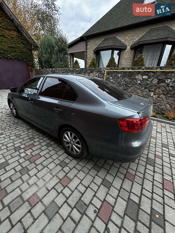 Седан Volkswagen Jetta 2014 в Днепре фото 4 Седан Volkswagen Jetta 2014 в Днепре