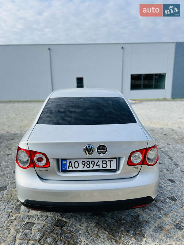 Седан Volkswagen Jetta 2010 в Мукачево фото 6 Седан Volkswagen Jetta 2010 в Мукачево