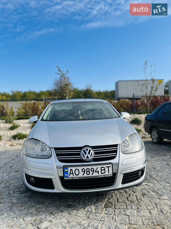 Седан Volkswagen Jetta 2010 в Мукачево фото 3 Седан Volkswagen Jetta 2010 в Мукачево