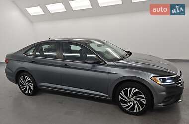 Седан Volkswagen Jetta 2021 в 