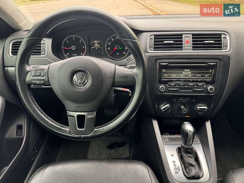 Седан Volkswagen Jetta 2013 в Запорожье фото 14 Седан Volkswagen Jetta 2013 в Запорожье