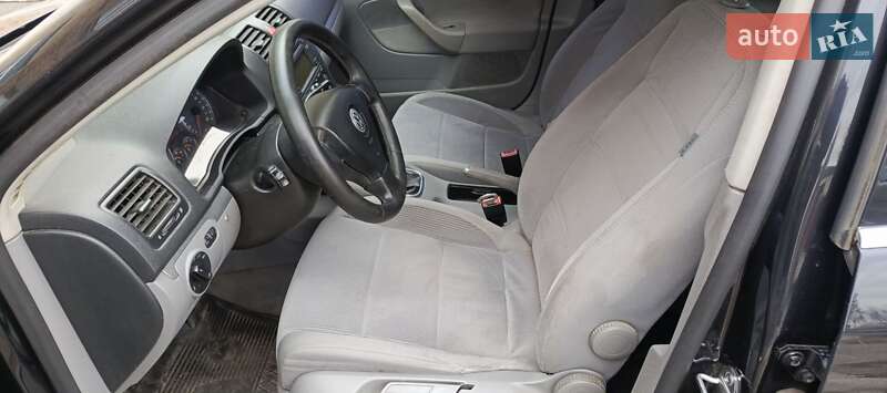 Седан Volkswagen Jetta 2006 в Лубнах
