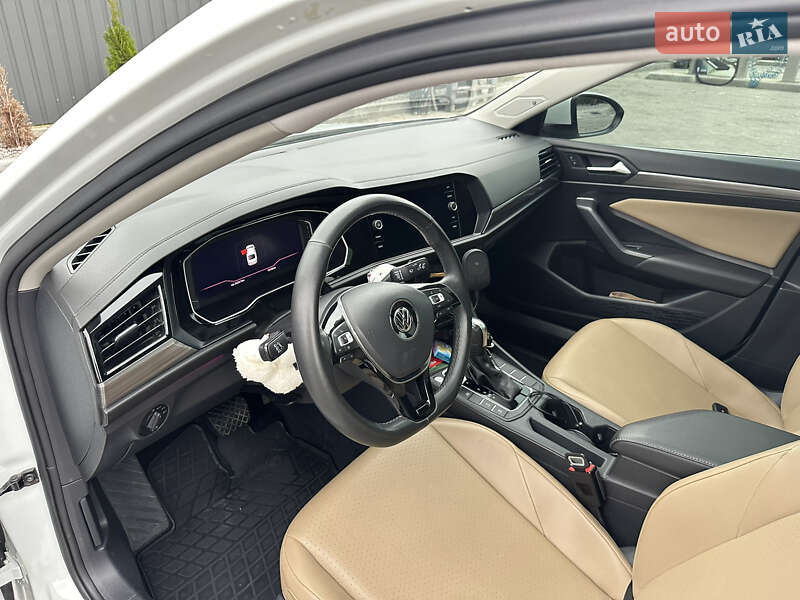 Седан Volkswagen Jetta 2020 в Фастове