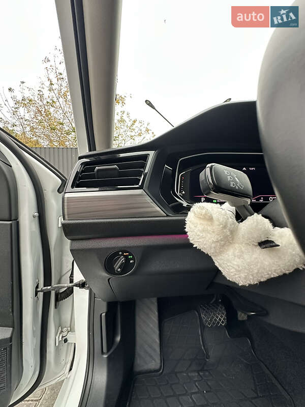 Седан Volkswagen Jetta 2020 в Фастове