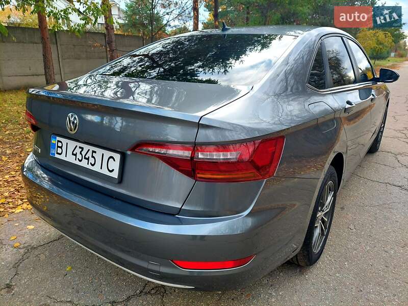 Седан Volkswagen Jetta 2018 в Полтаві