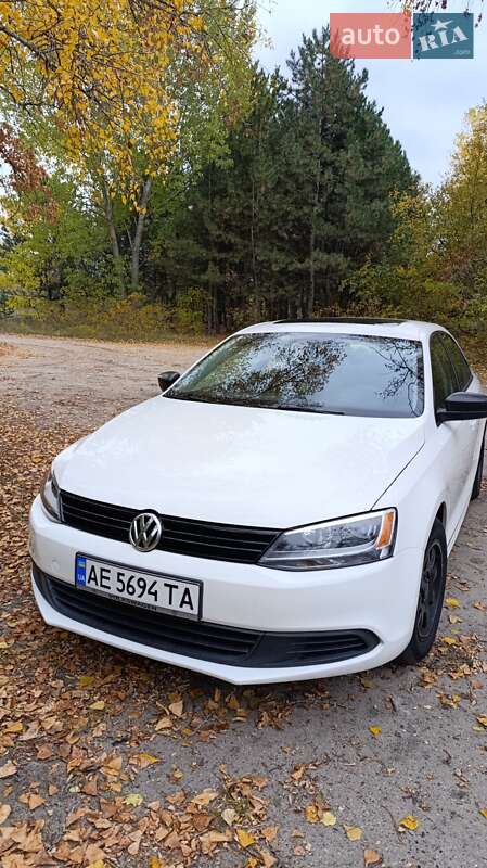 Седан Volkswagen Jetta 2012 в Каменском