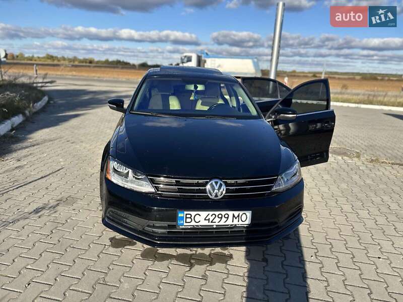 Седан Volkswagen Jetta 2016 в Жовкве