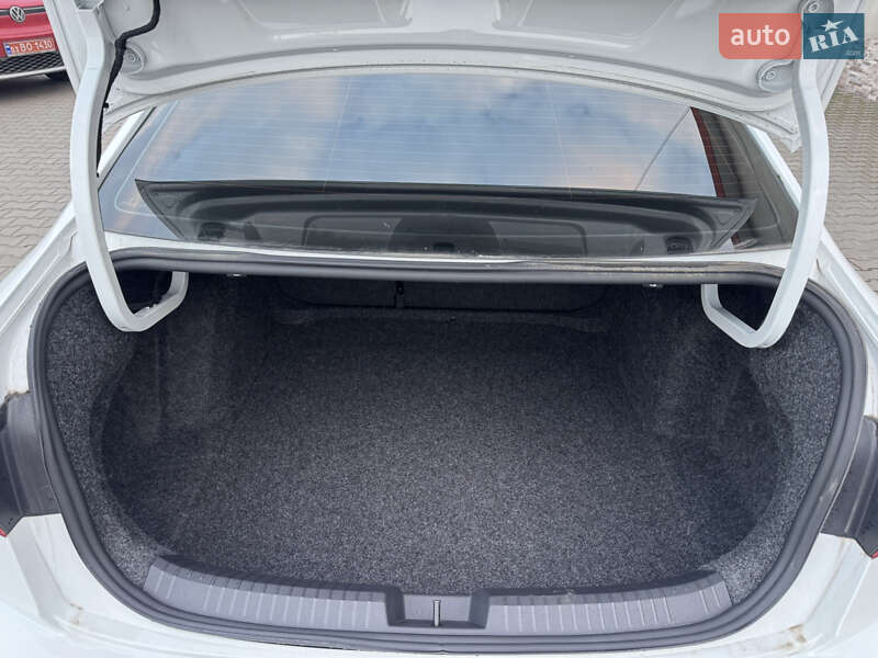 Седан Volkswagen Jetta 2024 в Луцке фото 32 Седан Volkswagen Jetta 2024 в Луцке