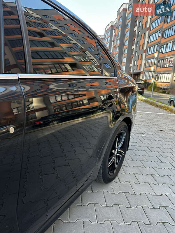 Седан Volkswagen Jetta 2013 в Тернополе