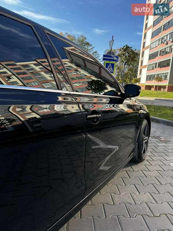 Седан Volkswagen Jetta 2013 в Тернополе