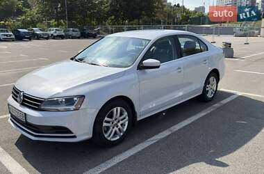 Седан Volkswagen Jetta 2016 в Вишгороді