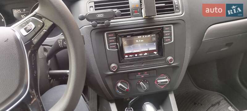 Седан Volkswagen Jetta 2016 в Вышгороде фото 5 Седан Volkswagen Jetta 2016 в Вышгороде