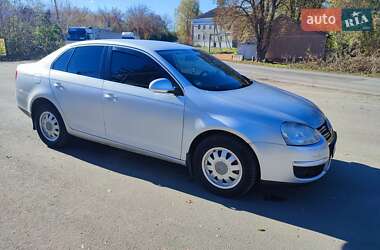 Седан Volkswagen Jetta 2005 в Городенці