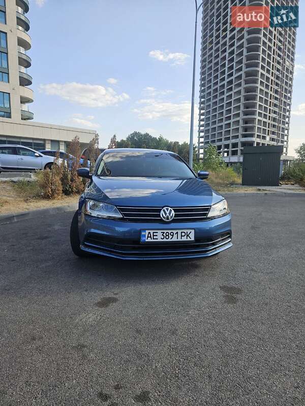 Седан Volkswagen Jetta 2017 в Дніпрі фото 2 Седан Volkswagen Jetta 2017 в Дніпрі