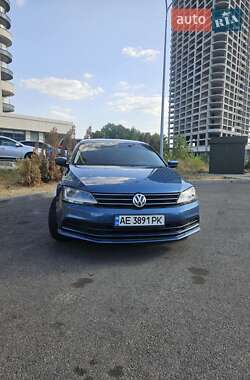 Седан Volkswagen Jetta 2017 в 