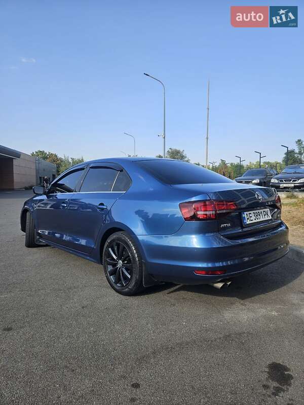Седан Volkswagen Jetta 2017 в Дніпрі фото 5 Седан Volkswagen Jetta 2017 в Дніпрі