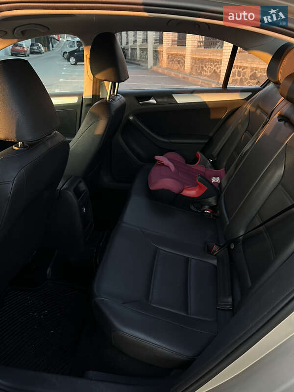 Седан Volkswagen Jetta 2012 в Вінниці фото 8 Седан Volkswagen Jetta 2012 в Вінниці
