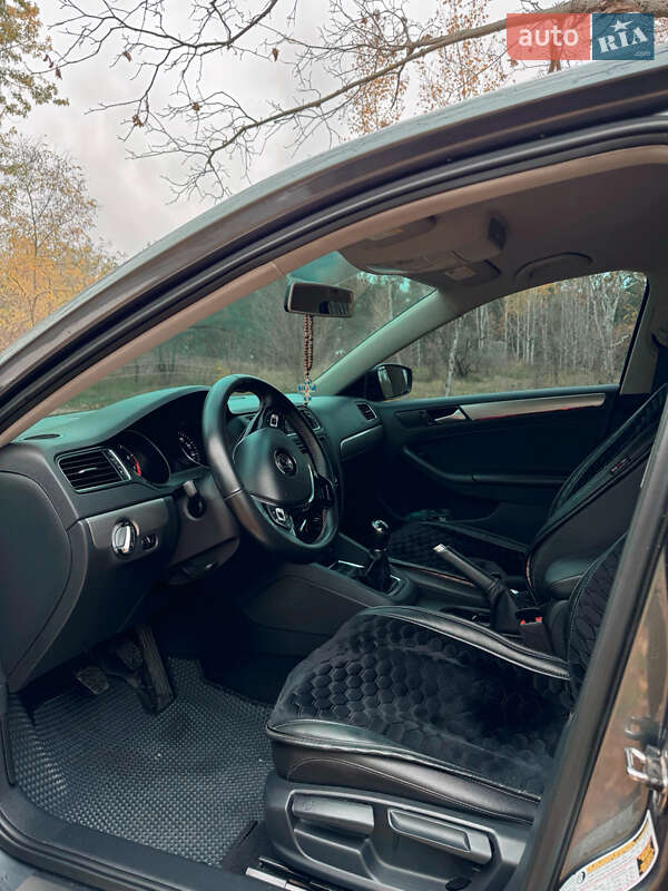 Седан Volkswagen Jetta 2017 в Кременчуге фото 13 Седан Volkswagen Jetta 2017 в Кременчуге