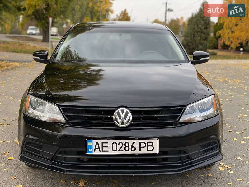 Седан Volkswagen Jetta 2016 в Днепре