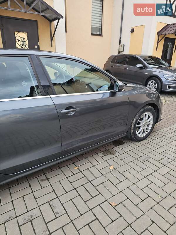 Седан Volkswagen Jetta 2016 в Черкассах фото 7 Седан Volkswagen Jetta 2016 в Черкассах