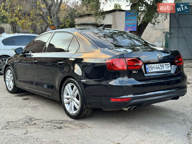 Седан Volkswagen Jetta 2013 в Одессе