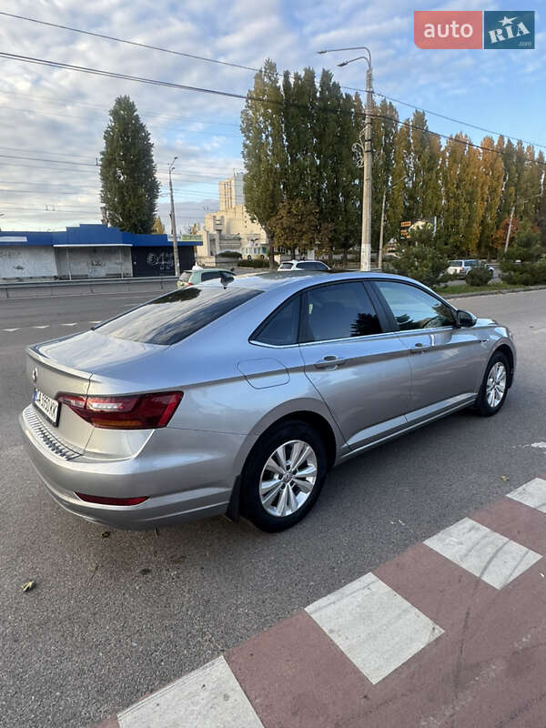 Седан Volkswagen Jetta 2019 в Черкассах