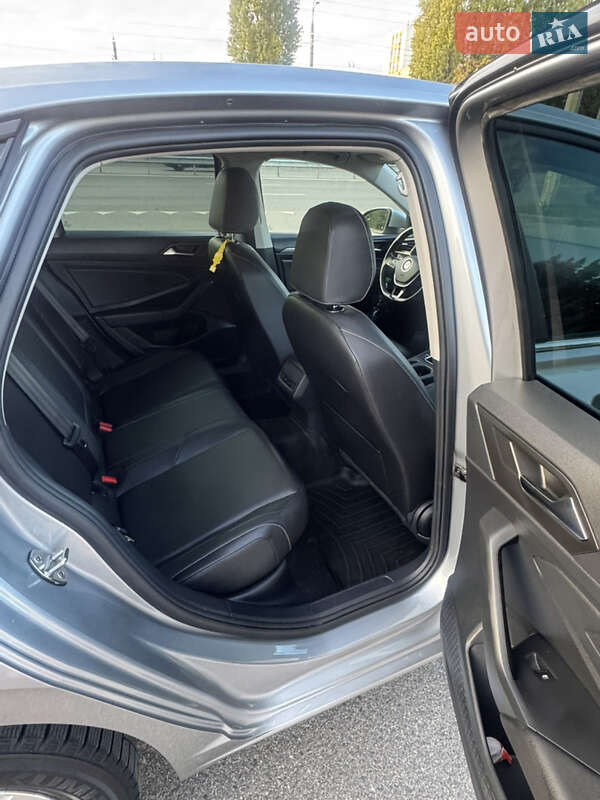 Седан Volkswagen Jetta 2019 в Черкассах