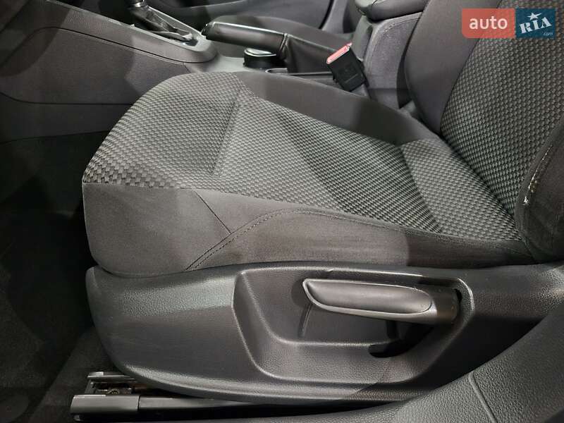 Седан Volkswagen Jetta 2013 в Киеве фото 18 Седан Volkswagen Jetta 2013 в Киеве