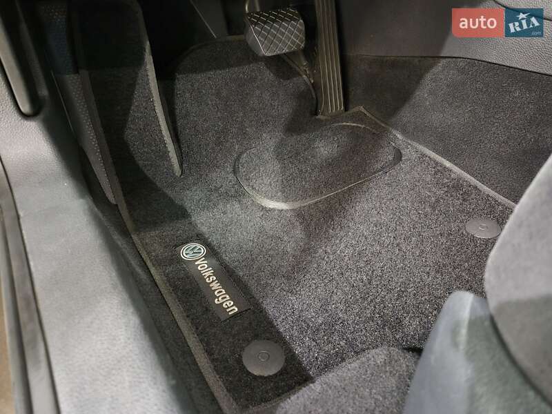 Седан Volkswagen Jetta 2013 в Киеве фото 20 Седан Volkswagen Jetta 2013 в Киеве