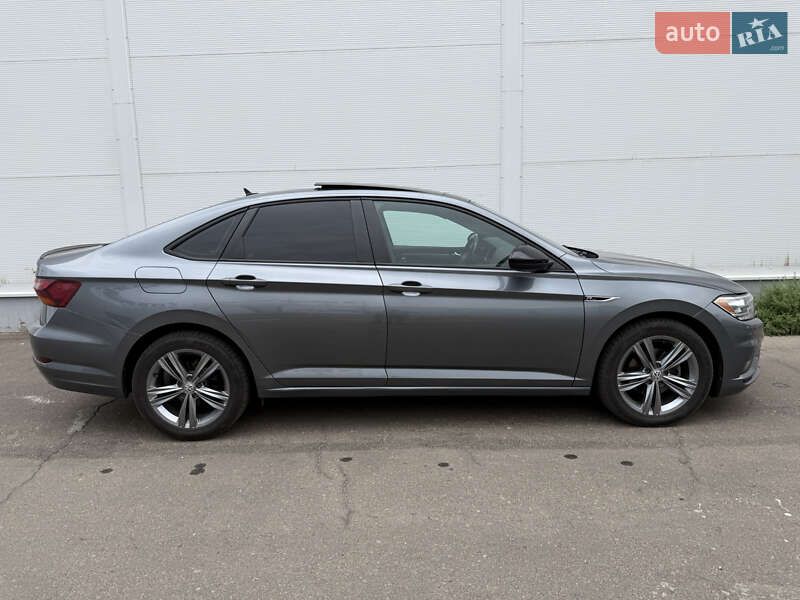 Седан Volkswagen Jetta 2019 в Одессе