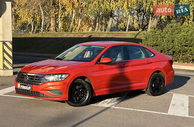 Седан Volkswagen Jetta 2019 в  фото 3 Седан Volkswagen Jetta 2019 в