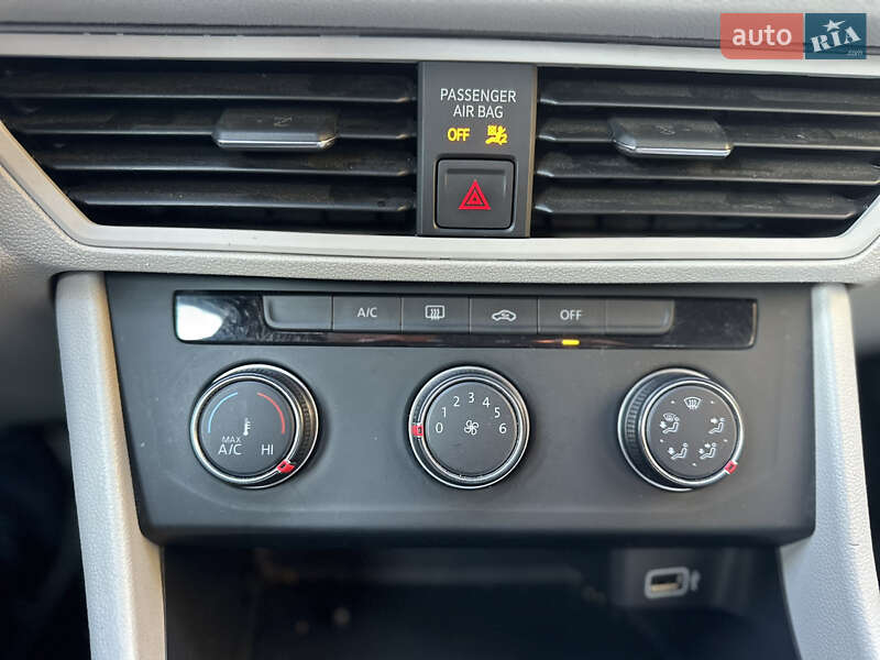 Седан Volkswagen Jetta 2019 в Киеве фото 20 Седан Volkswagen Jetta 2019 в Киеве