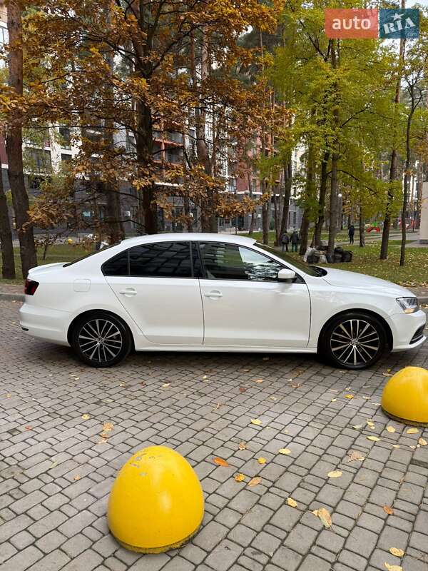 Седан Volkswagen Jetta 2015 в Броварах фото 11 Седан Volkswagen Jetta 2015 в Броварах