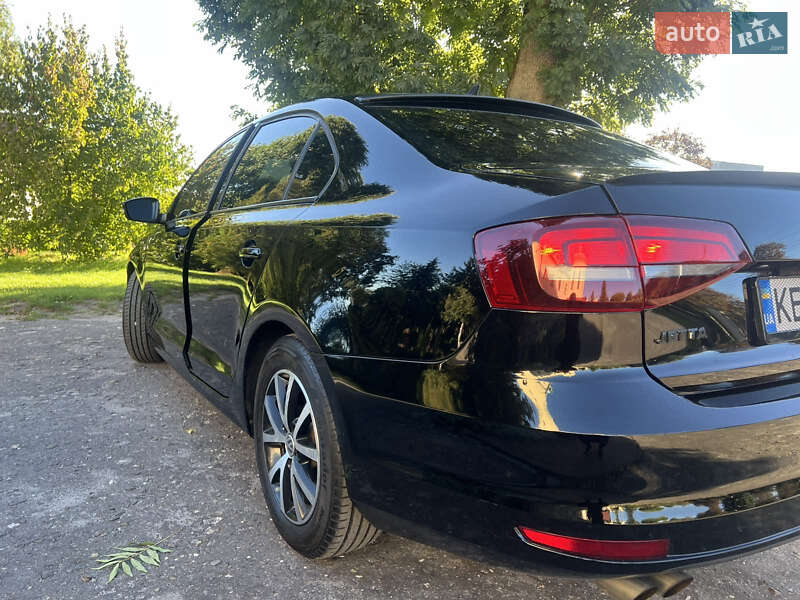Седан Volkswagen Jetta 2012 в Золочеві