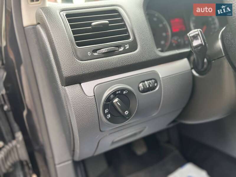 Седан Volkswagen Jetta 2006 в Хмельницком фото 42 Седан Volkswagen Jetta 2006 в Хмельницком