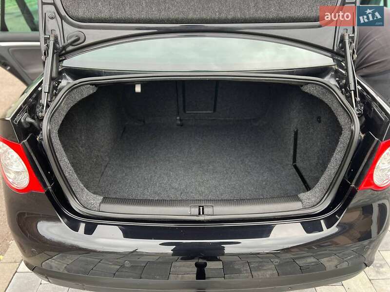 Седан Volkswagen Jetta 2006 в Хмельницком фото 54 Седан Volkswagen Jetta 2006 в Хмельницком